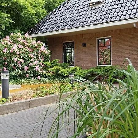 Rembrandthuis Ommen Exterior photo